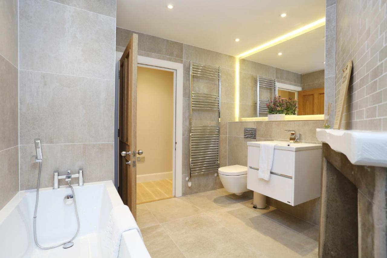 Joivy Elegant Home At The Heart Of The Royal Mile EDI Eksteriør billede