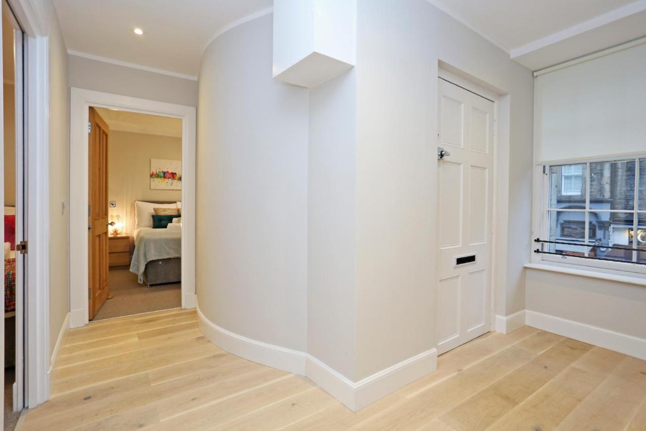 Joivy Elegant Home At The Heart Of The Royal Mile EDI Eksteriør billede