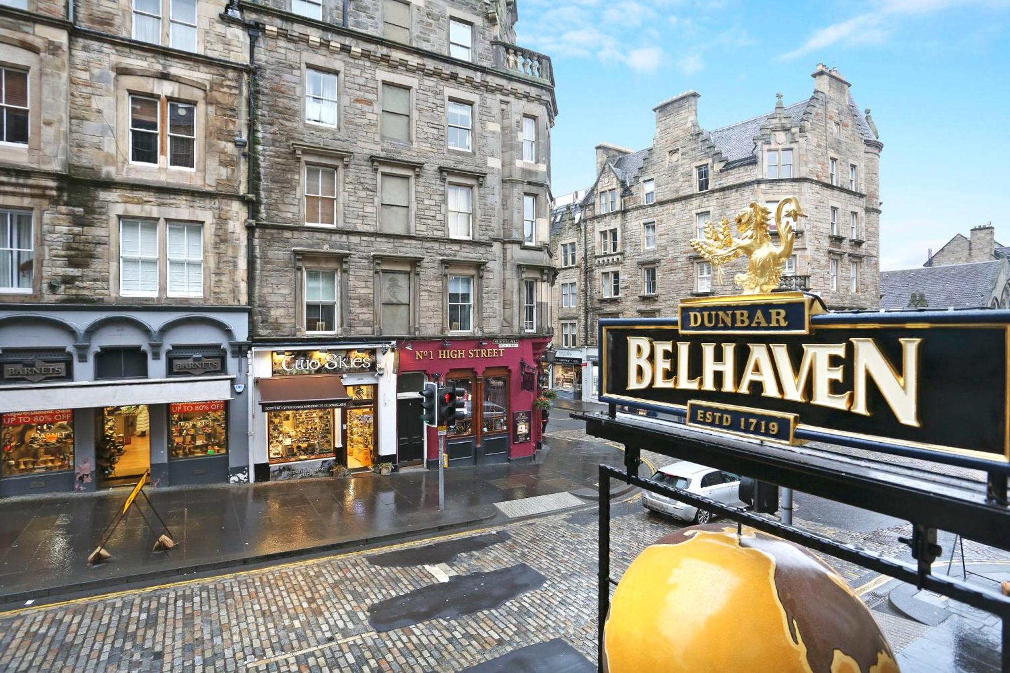 Joivy Elegant Home At The Heart Of The Royal Mile EDI Eksteriør billede