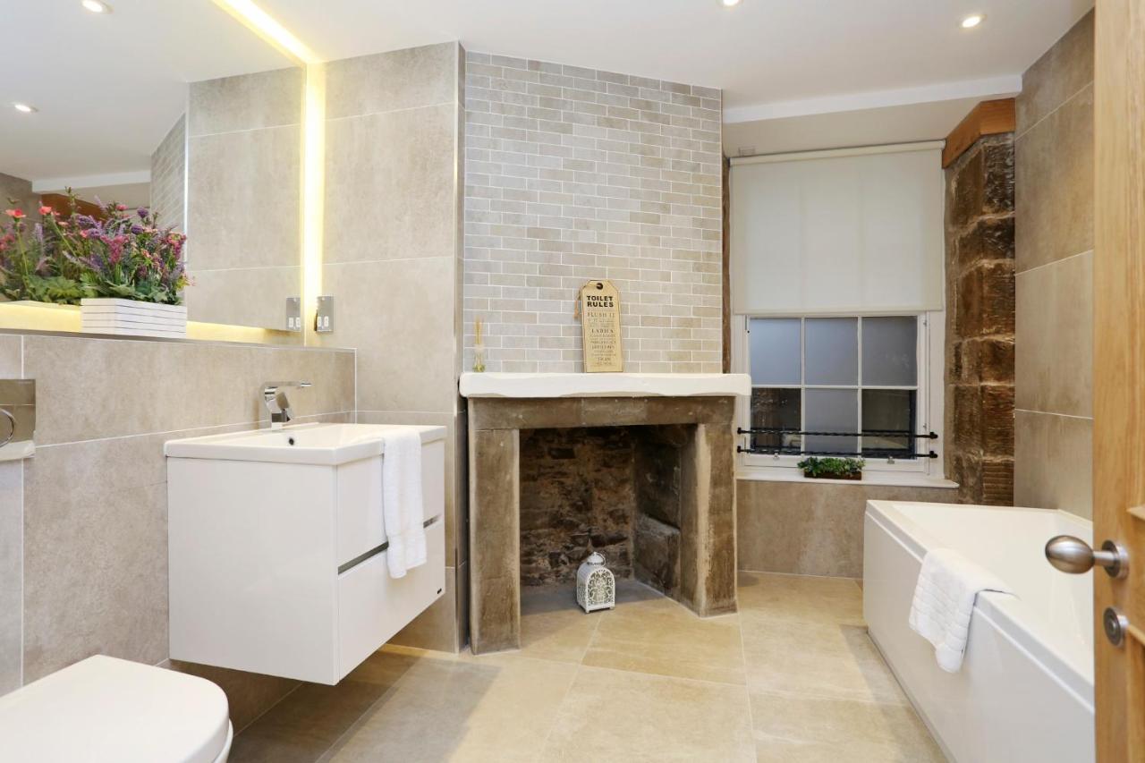 Joivy Elegant Home At The Heart Of The Royal Mile EDI Eksteriør billede